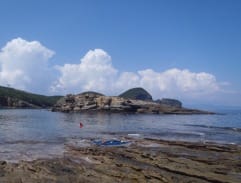 中島から赤島・本ノ島を望む